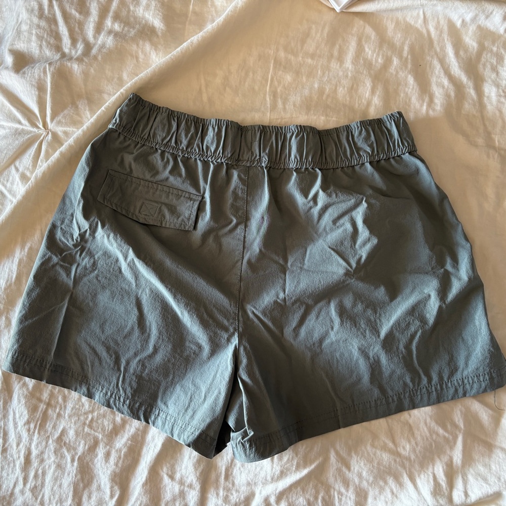 Avalanche grey Women's Cargo Shorts - Picture 3 of 3